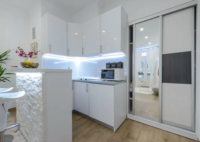 Jadranka Apartment *