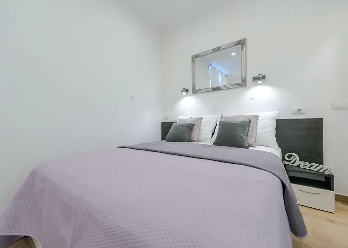 Jadranka Apartment *